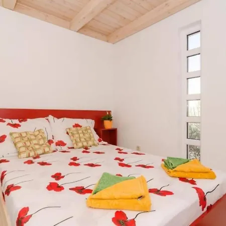 Spacious Four Bedroom With Pool Villa *